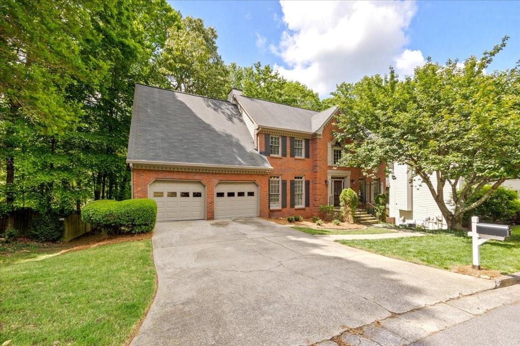2355 Twelvestones Drive, Roswell, Georgia image 2