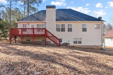 A home in Powder Springs