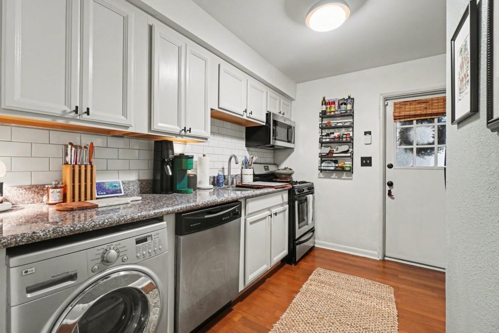 1355 Euclid Avenue NE 26