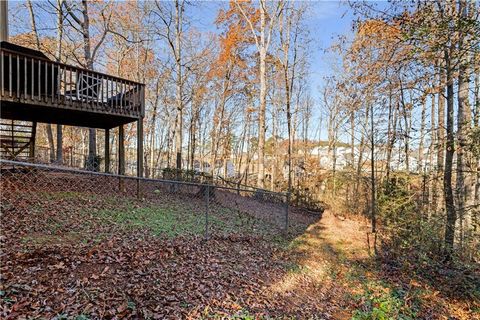 A home in Dawsonville