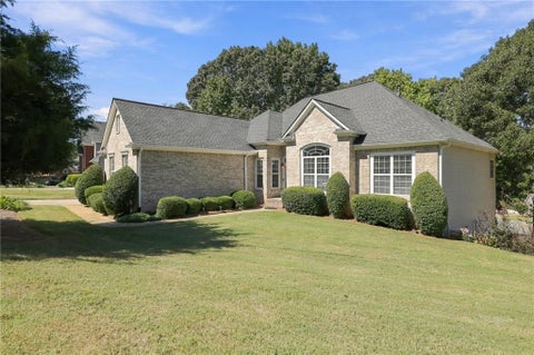 Homes For Sale - 174 Azalea Chase Drive<br/> Suwanee, GA 30024