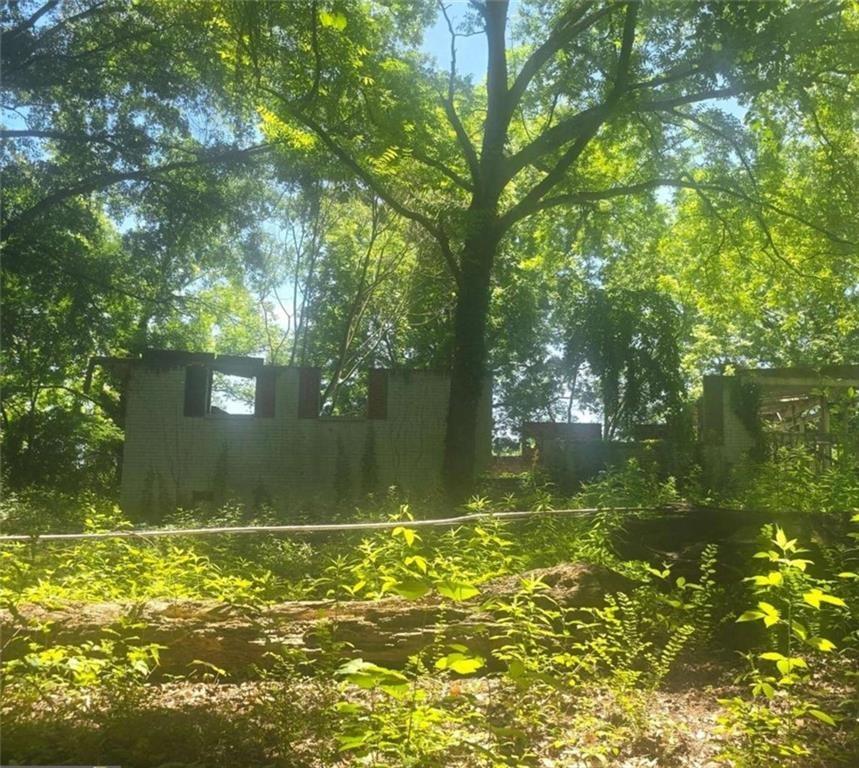 Home Owners, Builders, Developers, Contractors, Investors .55 +/- Acres available in Fulton County. Bring your custom-built plans and enjoy the amazing privacy and tranquil views on this lot. With Minutes from Nearby shopping. Short drive to the airport. New developments nearby.