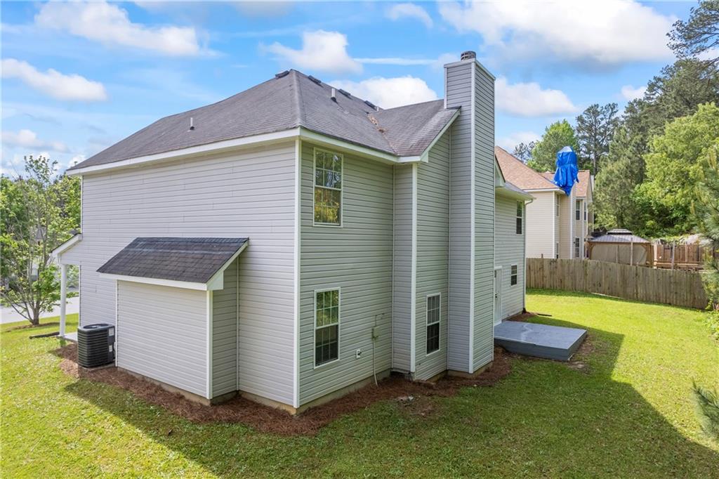 6895 Smoke Ridge Drive, Atlanta, Georgia image 3