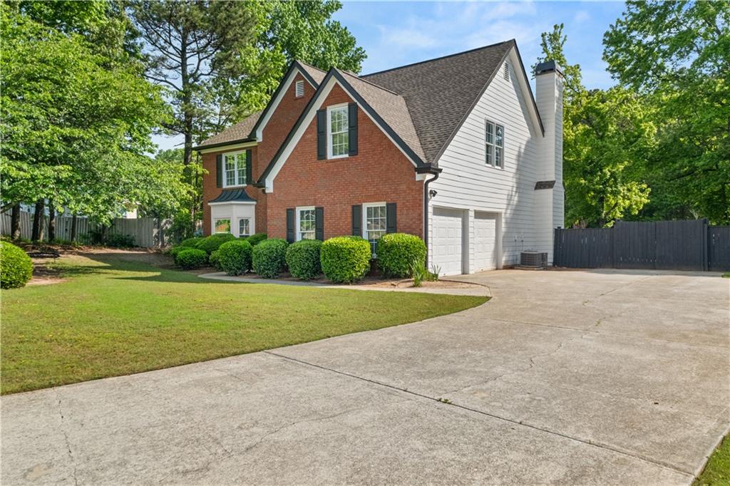 990 Lilac Arbor Road