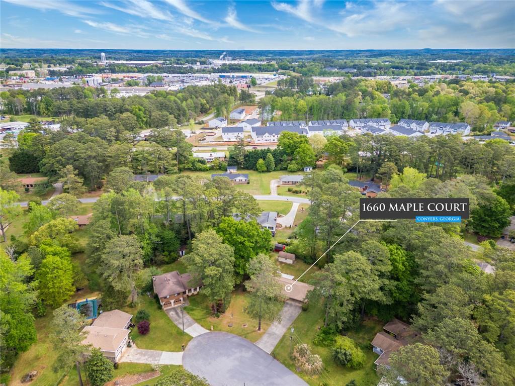 1660 Maple Court SE