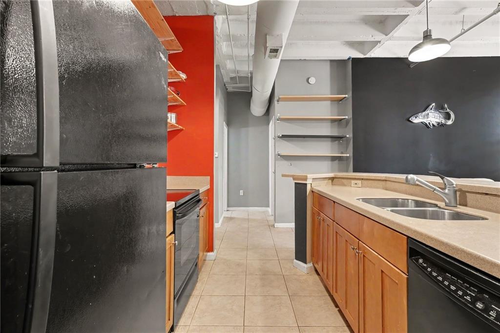 32 Peachtree Street 307