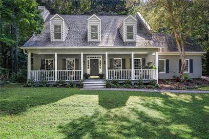 1024 Derby Run NW Marietta GA 30064
