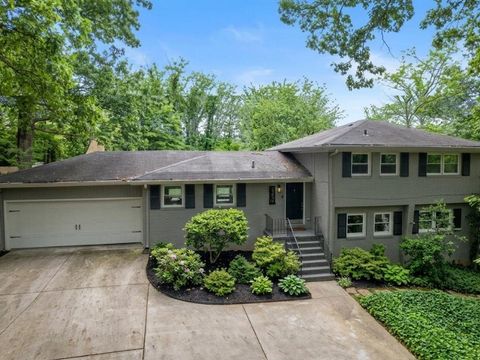 2363 Oakridge Court Decatur GA 30032