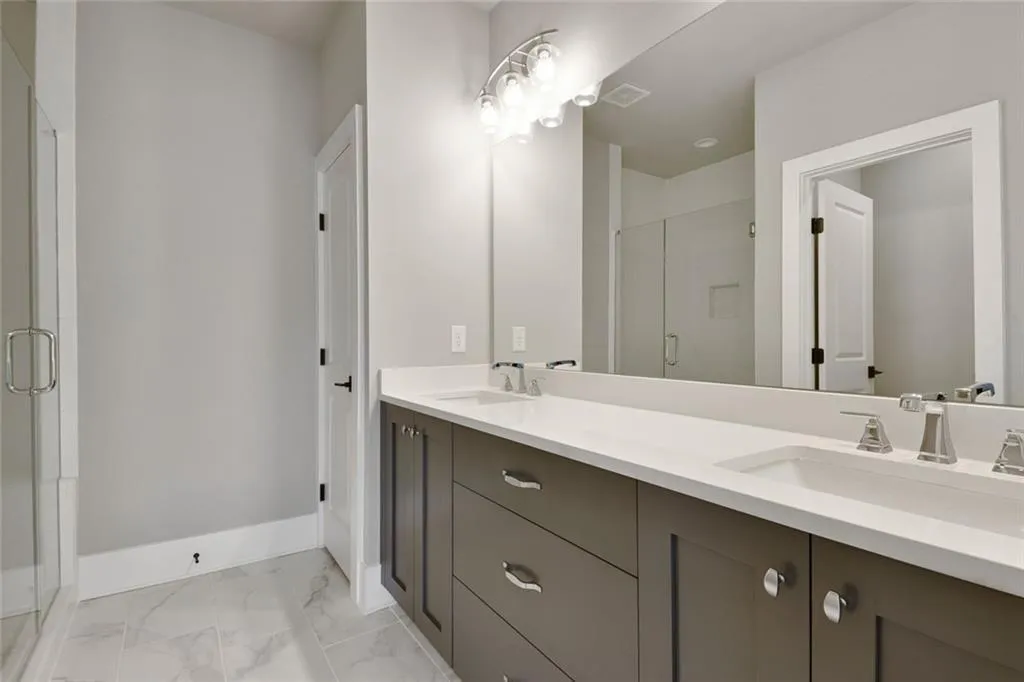 Atlanta, Georgia 30316, United States, 3 Bedrooms Bedrooms, ,4 BathroomsBathrooms,Residential,Active,192686