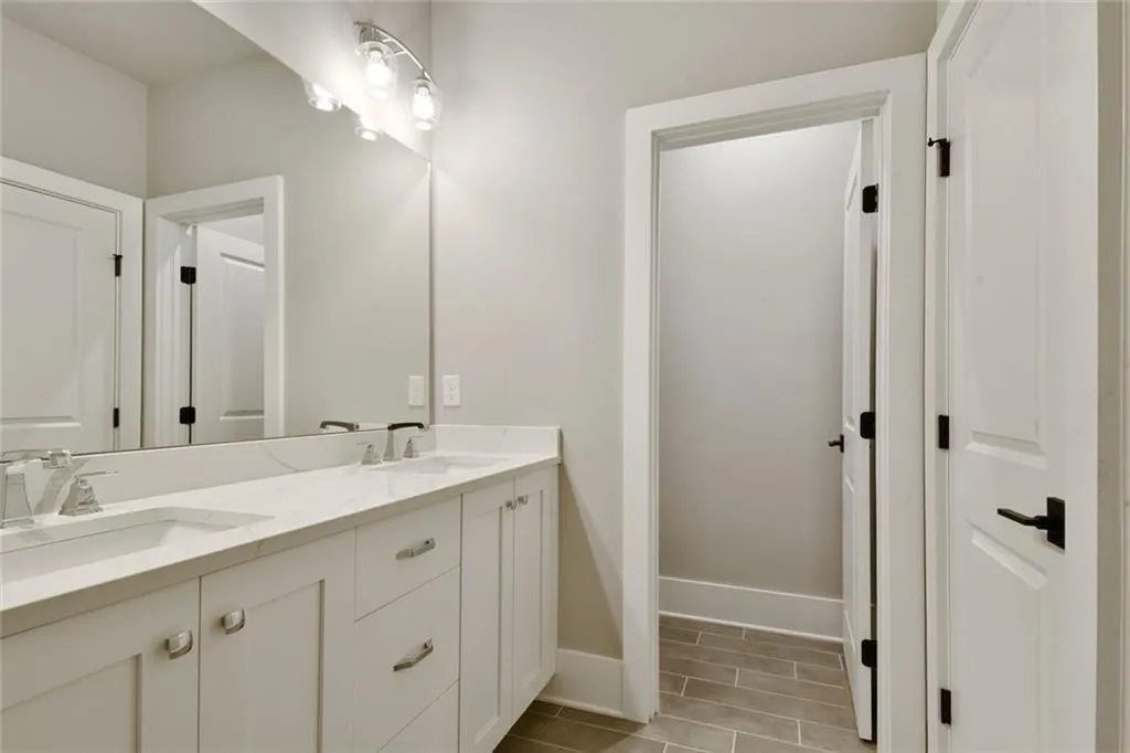 Atlanta, Georgia 30316, United States, 3 Bedrooms Bedrooms, ,4 BathroomsBathrooms,Residential,Active,192686