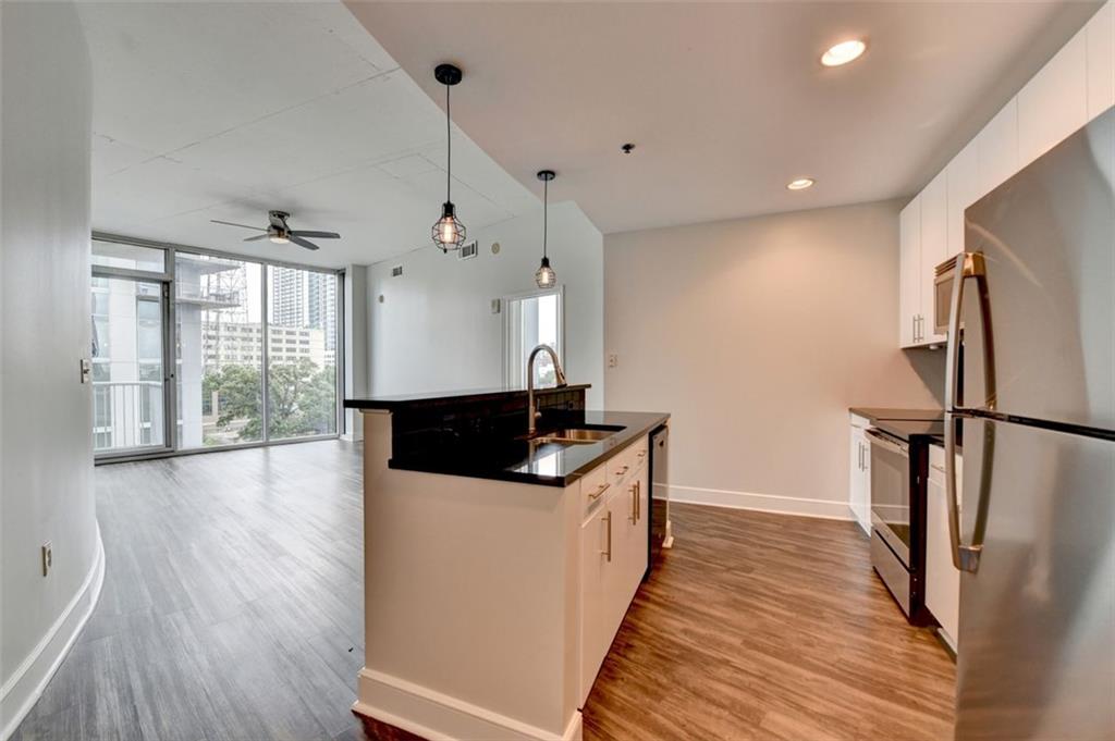 950 W Peachtree Street NW 911
