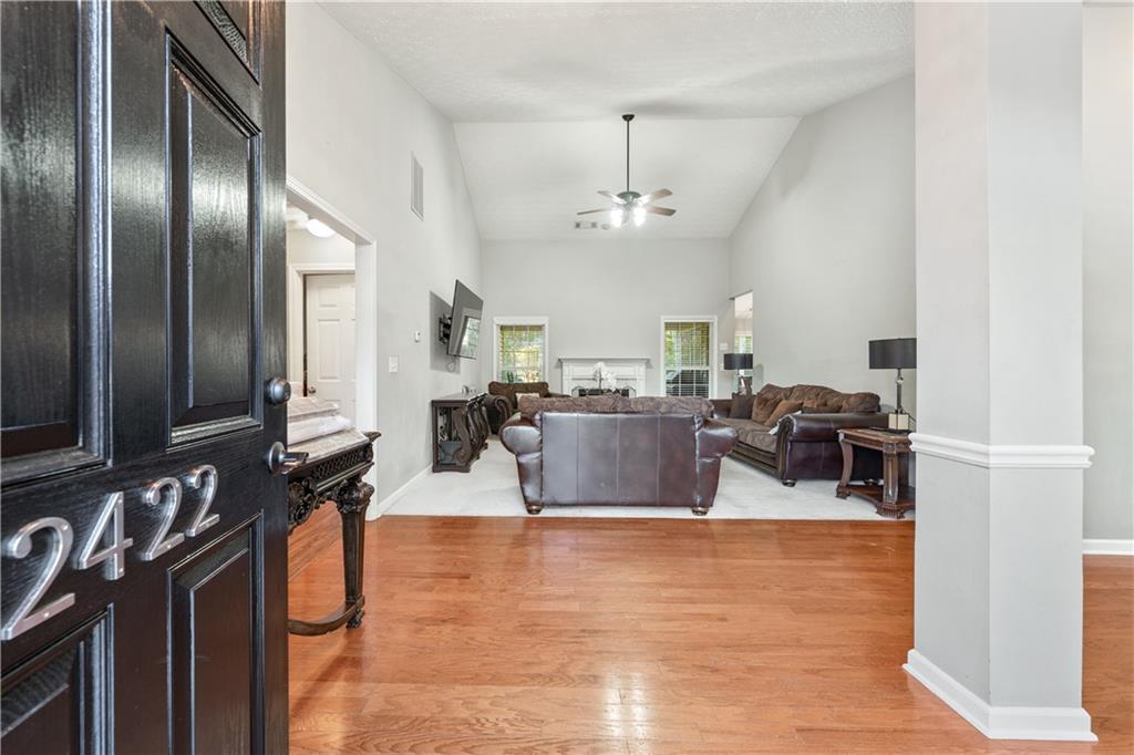 2422 Snowshoe Bend