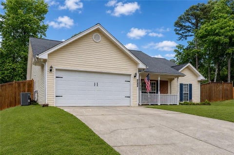 Homes For Sale - 5825 April Drive<br/> Sugar Hill, GA 30518