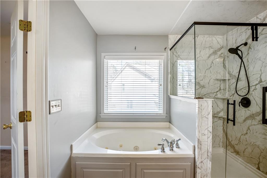 6498 Stonelake Place, Atlanta, Georgia image 38