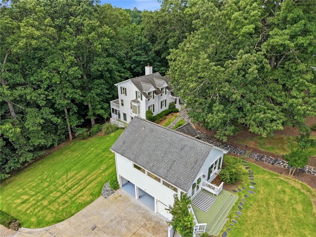 380 Fredricks Cove