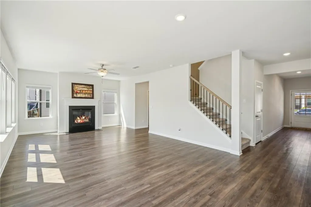 Dawsonville, Georgia 30534, United States, 4 Bedrooms Bedrooms, ,3 BathroomsBathrooms,Residential,Active,131933