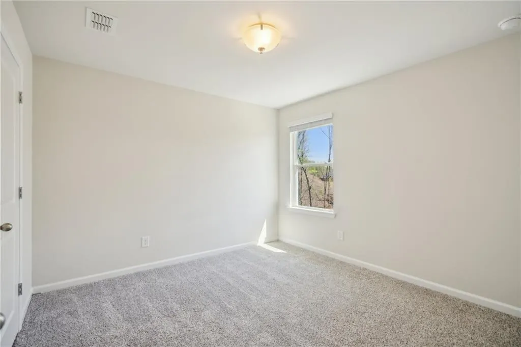 Dawsonville, Georgia 30534, United States, 4 Bedrooms Bedrooms, ,3 BathroomsBathrooms,Residential,Active,131933