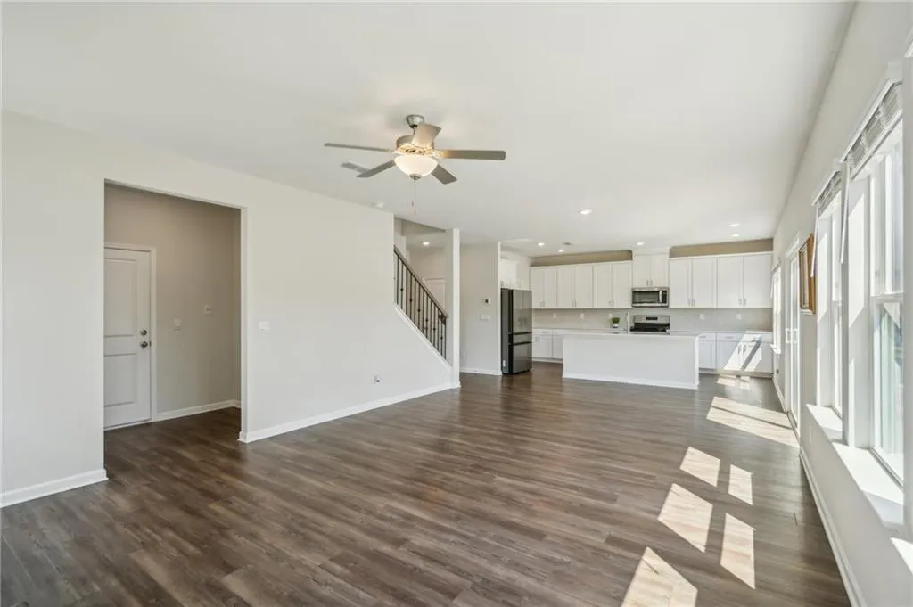 Dawsonville, Georgia 30534, United States, 4 Bedrooms Bedrooms, ,3 BathroomsBathrooms,Residential,Active,131933