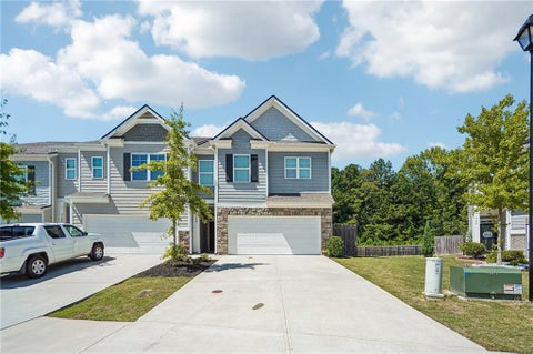Homes For Sale - 5184 Barberry Avenue<br/> Oakwood, GA 30566