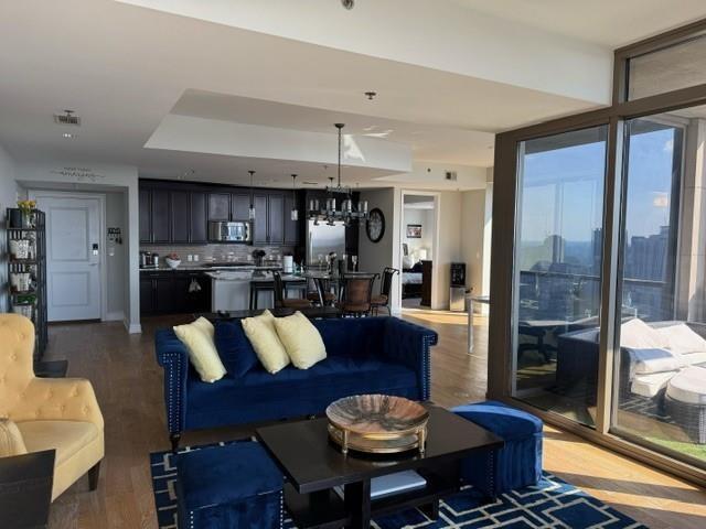 270 17th Street 4201