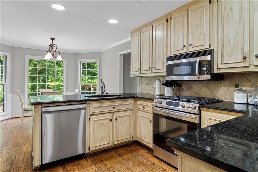 4381 Laurian Drive, Kennesaw, Georgia image 16