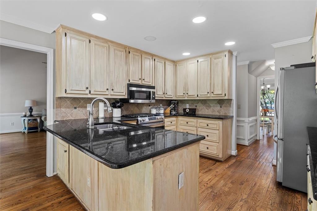 4381 Laurian Drive, Kennesaw, Georgia image 14