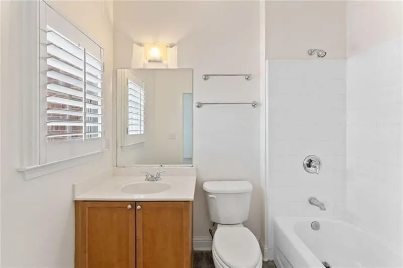 Smyrna, Georgia 30082, United States, 3 Bedrooms Bedrooms, ,4 BathroomsBathrooms,Residential,Active,241170