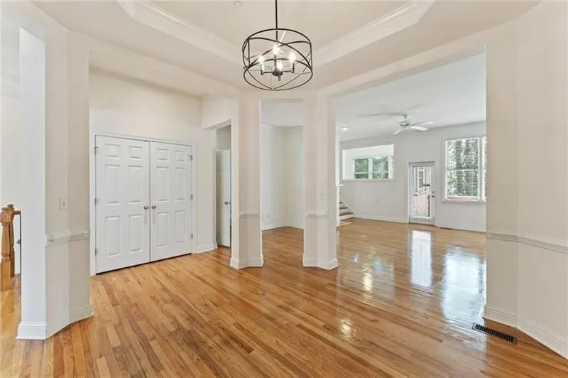 Smyrna, Georgia 30082, United States, 3 Bedrooms Bedrooms, ,4 BathroomsBathrooms,Residential,Active,241170