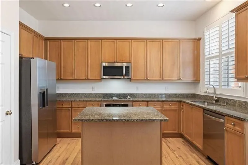 Smyrna, Georgia 30082, United States, 3 Bedrooms Bedrooms, ,4 BathroomsBathrooms,Residential,Active,241170