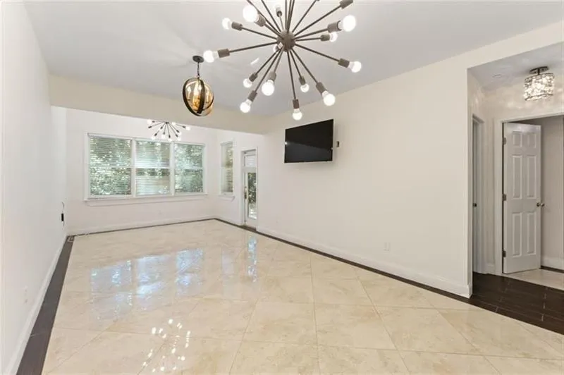 Smyrna, Georgia 30082, United States, 3 Bedrooms Bedrooms, ,4 BathroomsBathrooms,Residential,Active,241170