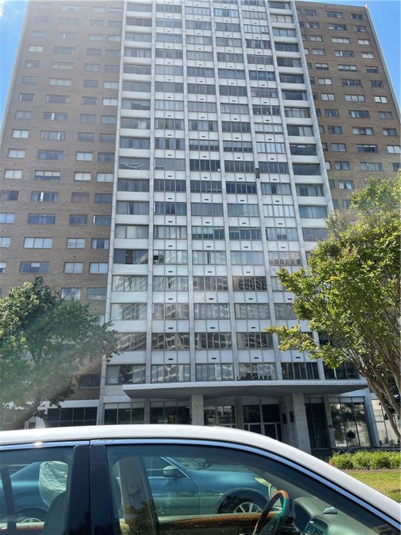 215 Piedmont Avenue NE 202