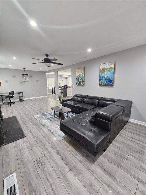 Homes For Rent - 2138 Donald Lee Hollowell Parkway<br/> Atlanta, GA 30318