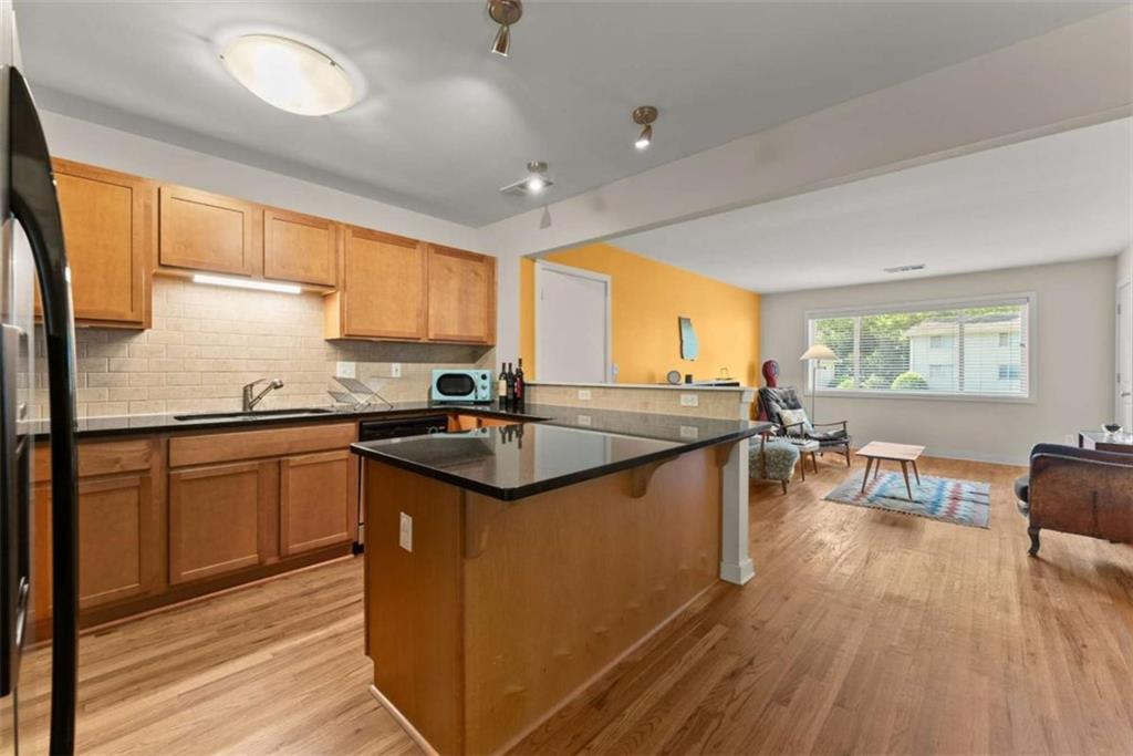 449 Clairemont - Residential