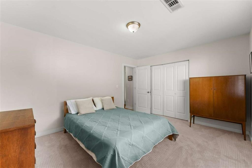 449 Clairemont - Residential