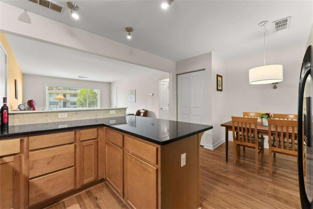 449 Clairemont - Residential