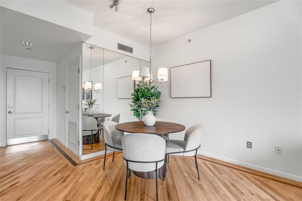 195 14th Street NE 909