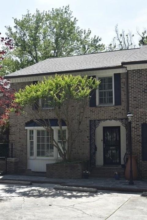 11 Ardmore Square NW Atlanta GA 30309