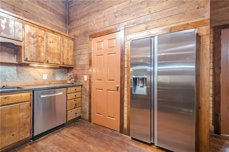 Jasper, Georgia 30143, United States, 2 Bedrooms Bedrooms, ,2 BathroomsBathrooms,Residential,Pending,10601