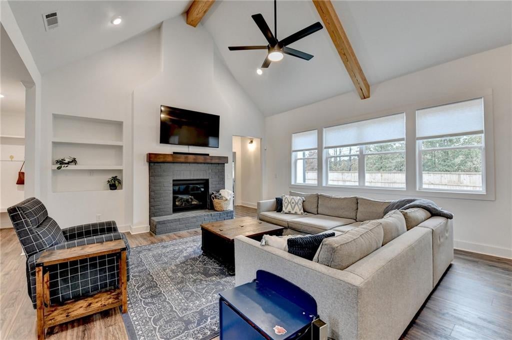 612 Walker Court