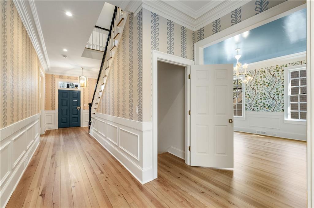 3582 Grove Gate Lane, Atlanta, Georgia image 4
