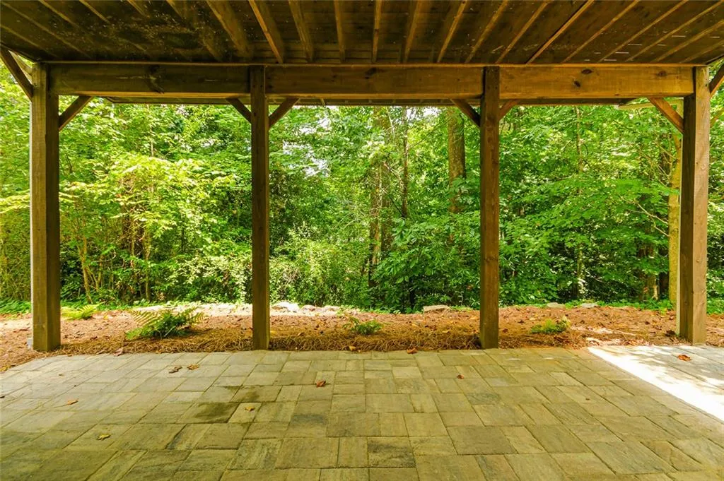 Sandy Springs, Georgia 30328, United States, 5 Bedrooms Bedrooms, ,4 BathroomsBathrooms,Residential,Active,190889