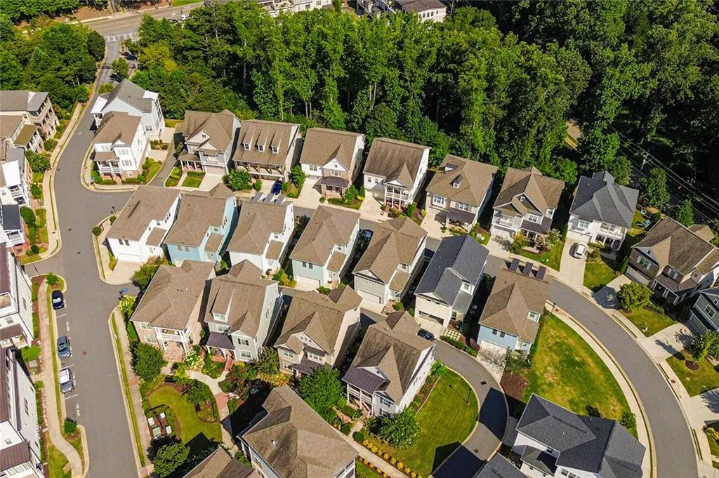 Sandy Springs, Georgia 30328, United States, 5 Bedrooms Bedrooms, ,4 BathroomsBathrooms,Residential,Active,190889