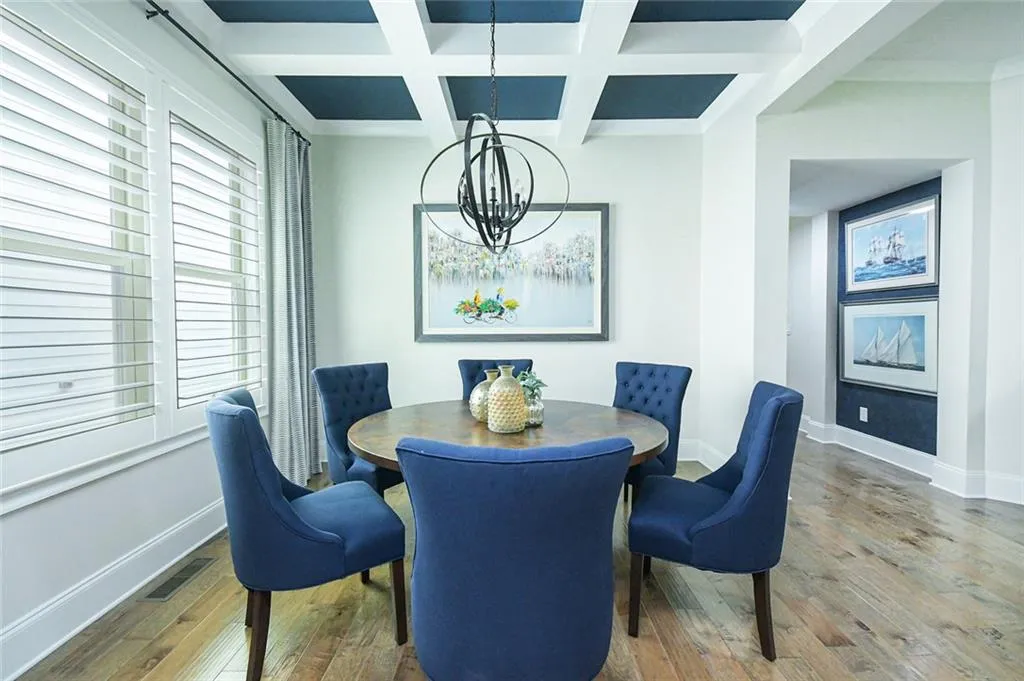 Sandy Springs, Georgia 30328, United States, 5 Bedrooms Bedrooms, ,4 BathroomsBathrooms,Residential,Active,190889