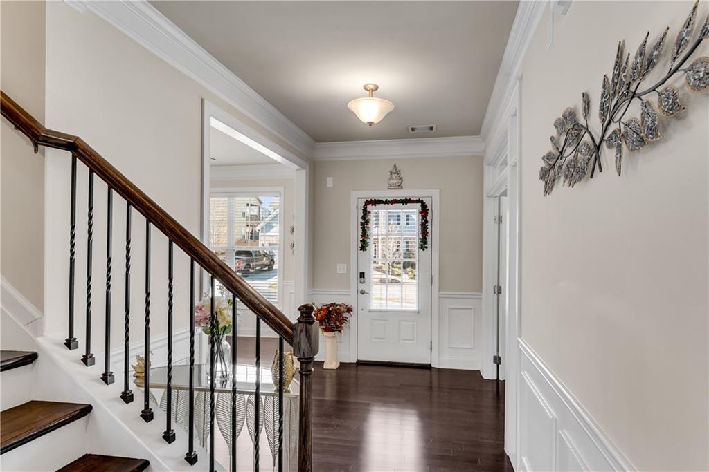 3950 Grandview Manor Drive