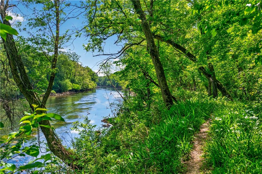 6650 River Crest Point