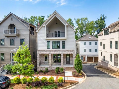 Homes For Sale - 125 Alcovy Terrace<br/> Alpharetta, GA 30009