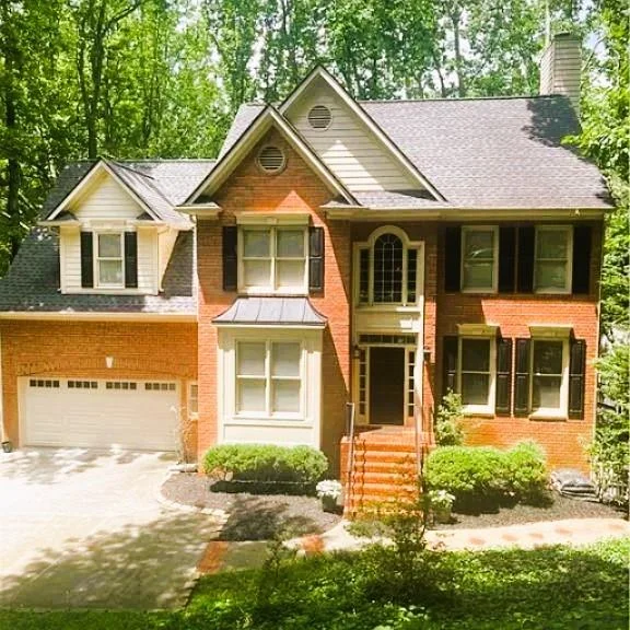 1915 Habersham Trace