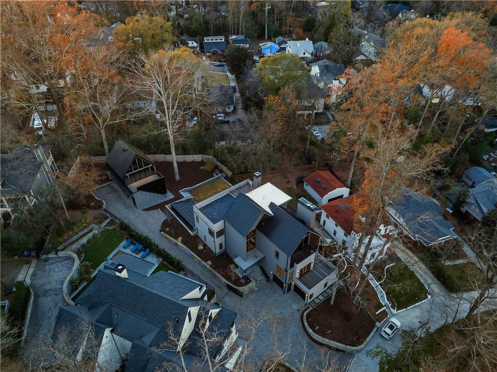 1033 Reeder Circle NE