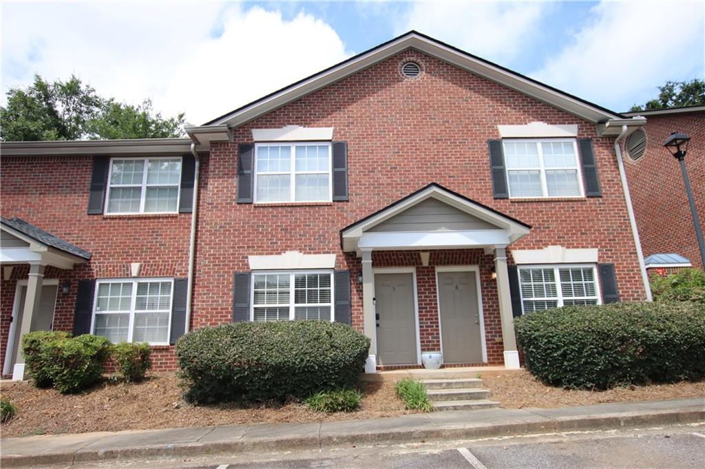 Just minutes away from UGA campus, shopping centers and downtown Athens. Nice Townhouse Condo in private and quiet settingoverlooking the community pool. Two Spacious Bedrooms upstairs with private baths including vanity area in room, lots of storage, washerand dryer available. Optional to rent by two roommates adding $100 to the monthly rent.