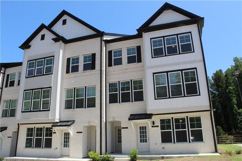 Condominium in Peachtree Corners GA 5076 Insperon Lane.jpg